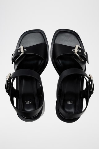 Sandálias de salto em couro- Preto