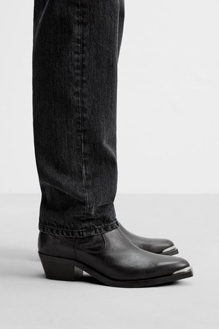 Botins Chelsea de couro- Preto