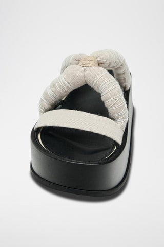 Mules com plataforma- Bege