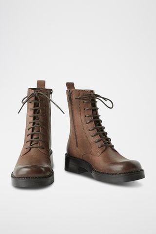 Botins em couro - Castanho