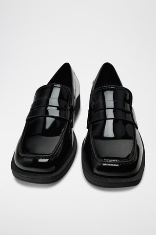 Mocassins envernizados - Preto