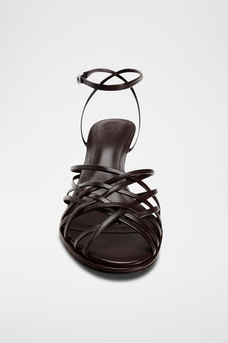 Sandálias de salto em couro- Castanho