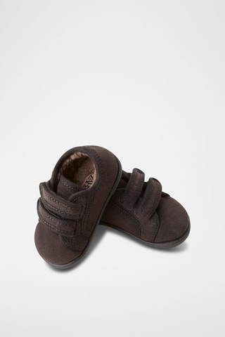 Sapatilhas em nobuck- Castanho