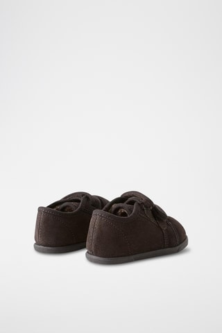 Sapatilhas em nobuck- Castanho