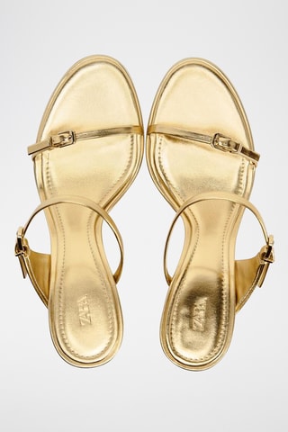 Sandálias de salto- Dourado