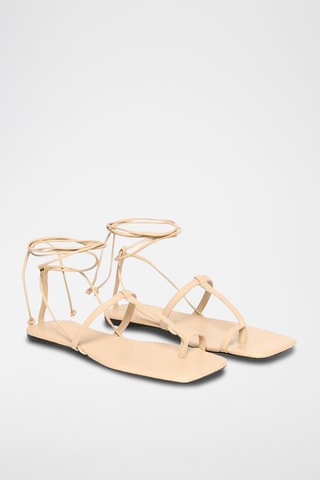 Sandálias em couro - Bege