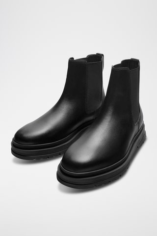 Botins Chelsea de couro- Preto