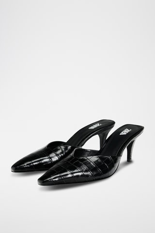 Mules de salto em couro- Preto