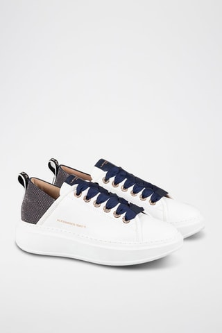 Baskets plateformes en cuir Wembley - Blanc, bleu et argenté