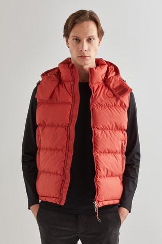 Colete acolchoado com capuz - Vermelho