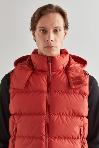 Colete acolchoado com capuz - Vermelho