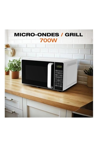 Micro-ondes - 700 W