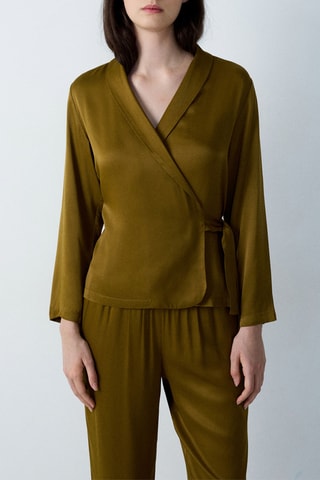 Top  - Modern Graphic -  Kaki