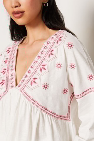 Blouse Capsule Broderie - Blanc et rose