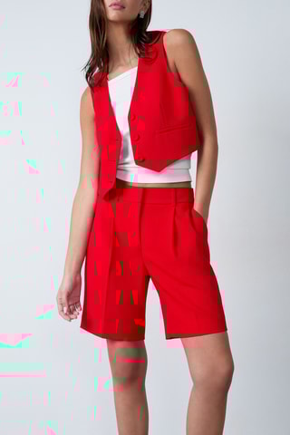 Short On The Guest Liste - Rouge