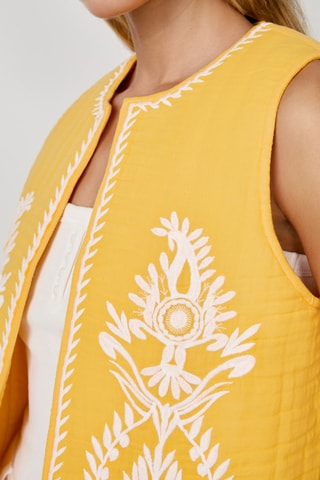 Gilet sans manches Craty Retreat - Jaune et blanc