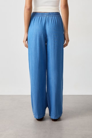 Pantalon en jean Essentiel - Bleu clair