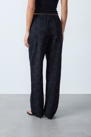Pantalon en broderie anglaise Essentiel - Noir