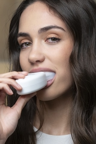 Lampe pour blanchiment et nettoyage dentaire