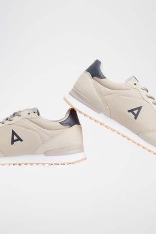 Sneakers - Ivoorkleurig