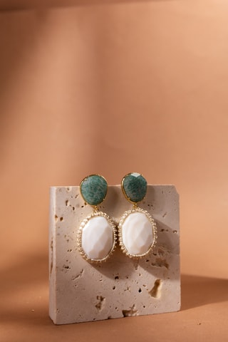 Orecchini laminato oro fino giallo - Amazzoniti e madreperla