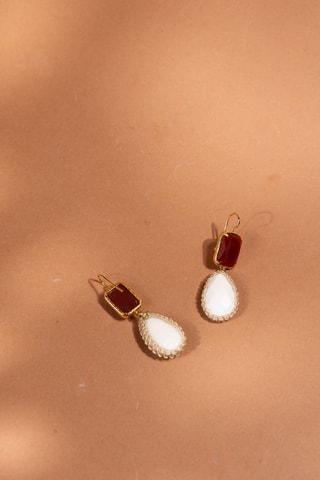 Orecchini laminato oro fino giallo - Madreperla e corniola