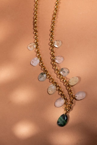 Collana - Cristallo di rocca, prehnite e rubino zoisite