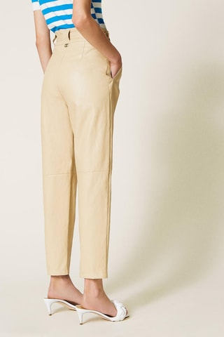 Pantalón recto de tiro alto - Beige