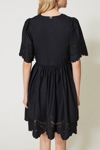 Vestido evasé con bordado inglés - Negro