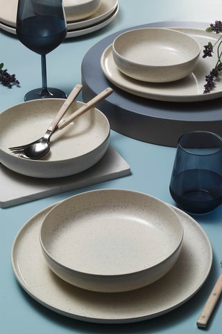 Vajilla de porcelana - 18 piezas