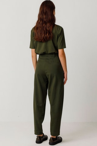 Calças corte cenoura cintura alta Ezama - Verde