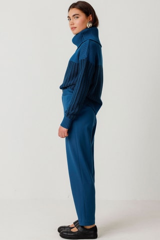 Calças corte cenoura cintura alta Soraia - Azul