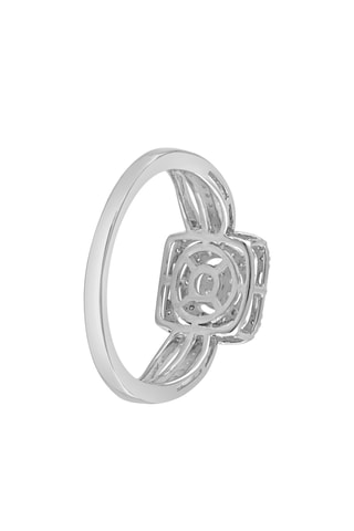 Bague - Or blanc et diamants