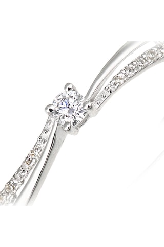 Bague - Or blanc et diamants