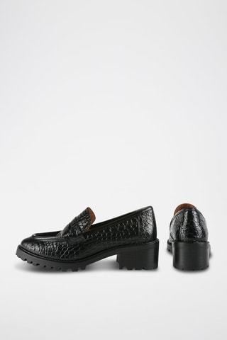 Mocassins de salto em couro Almost Famous - Preto
