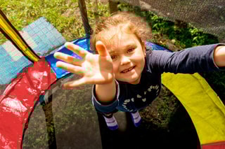 Cuscino imbottito in polietilene per trampolino - 8 FT - 244 cm - Blu - Blu, giallo e rosso