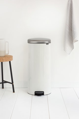 Pattumiera a pedale Newlcon - 30 l - Bianco