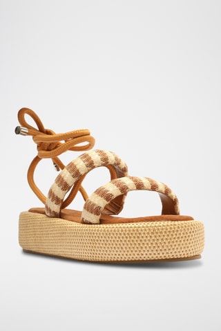 Sandalias con plataforma - Beige