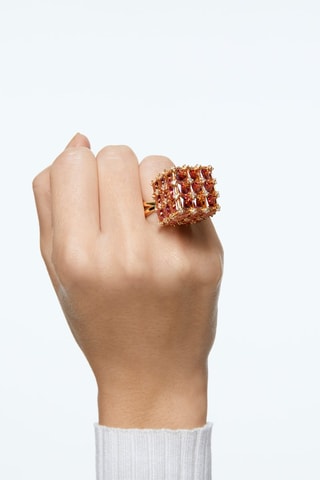 Anel com cristais Swarovski Curiosa - Banhado a ouro amarelo