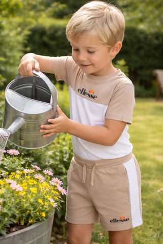 Camiseta y short - Beige