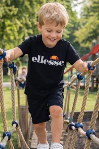 Camiseta y short - Negro