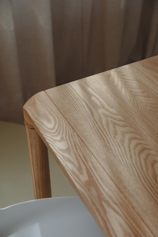 Table à manger en chêne et frêne Storm - 180 x 90 x 75 cm