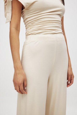 Pantaloni relaxed - Beige chiaro