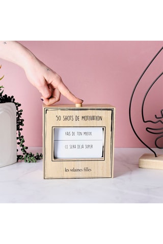 Caja con mensajes - 17 x 18,5 x 8 cm