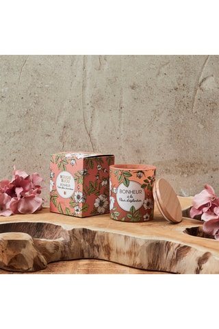 Vela natural - Flor de escaramujo y ropa limpia