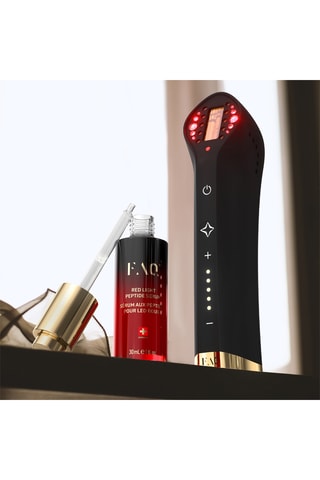 Aparato de terapia por luz roja FAQ™ 502 - 45 usos/carga