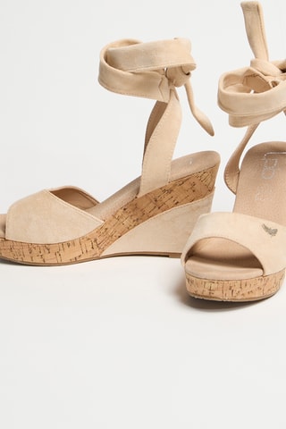 Sandálias com cunha Bela - Bege