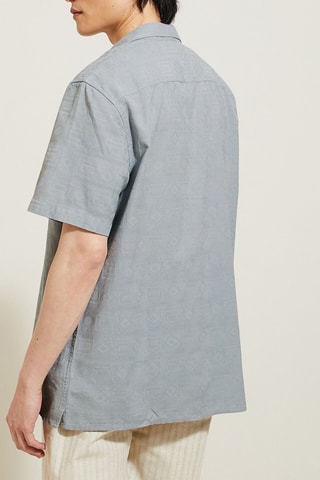 Camisa regular - Verde-claro