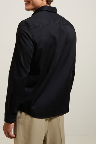 Camisa regular - Preto