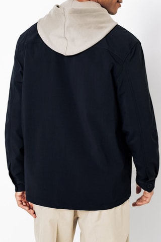 Sobrecamisa regular - Preto